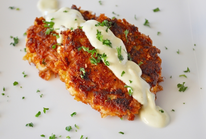 Crabcakes with Spicy Avocado Sauce - There's Always Pizza